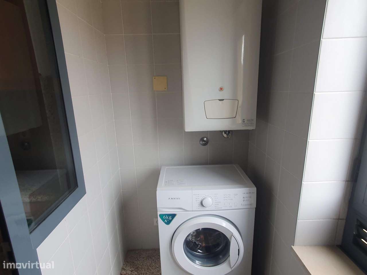 Apartamento T3 em Oliveira do Douro | Arrumo + Parqueamento-6