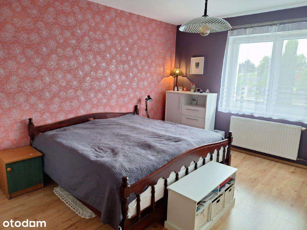 Przestronny dom z dużym ogrodem-7