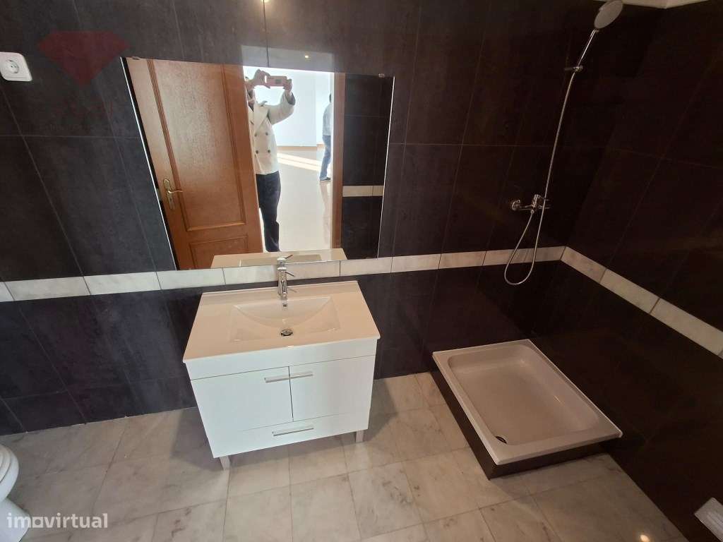 Moradia T4 à venda na Cotovia - Sesimbra-38