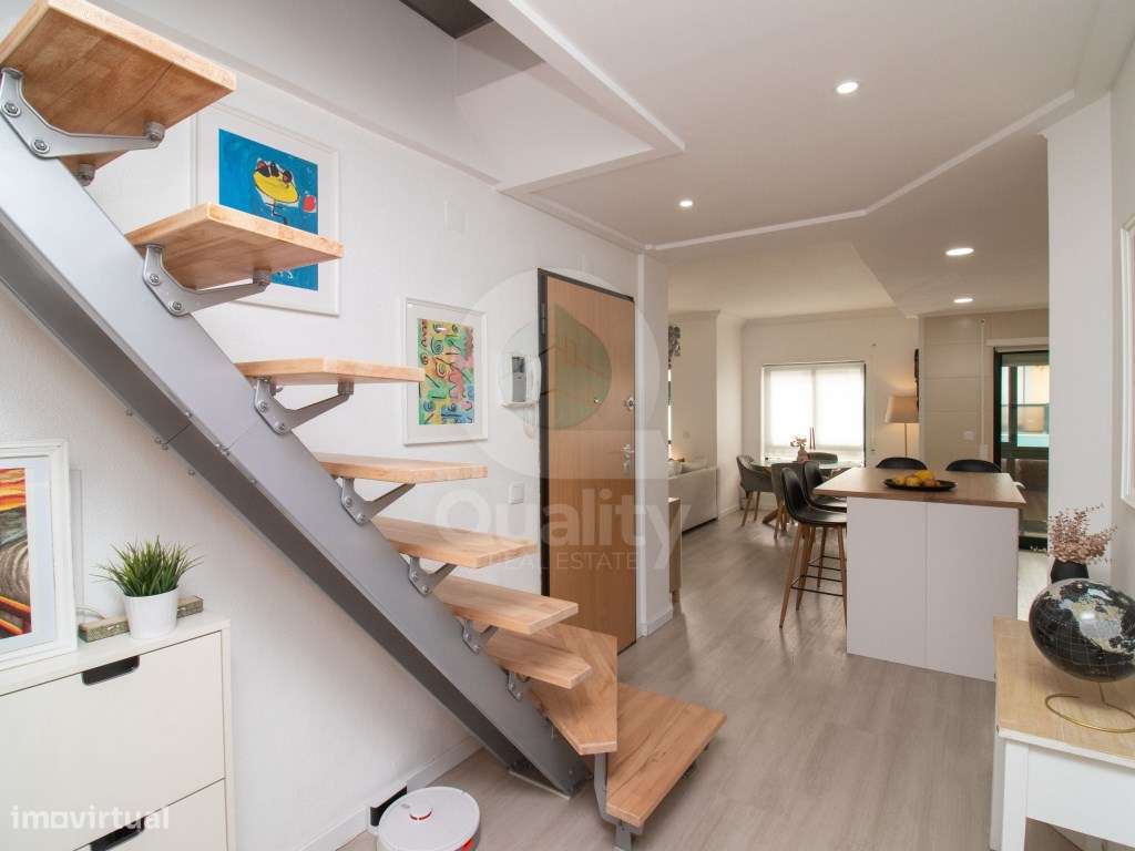 Apartamento T2+1 Duplex com arrecadação - Vila Rosa, Alhos Vedros - Grande imagem: 3/42