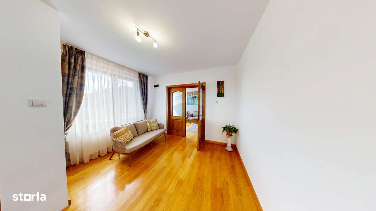 Casă / Vilă de Lux cu 5 camere de vânzare-8