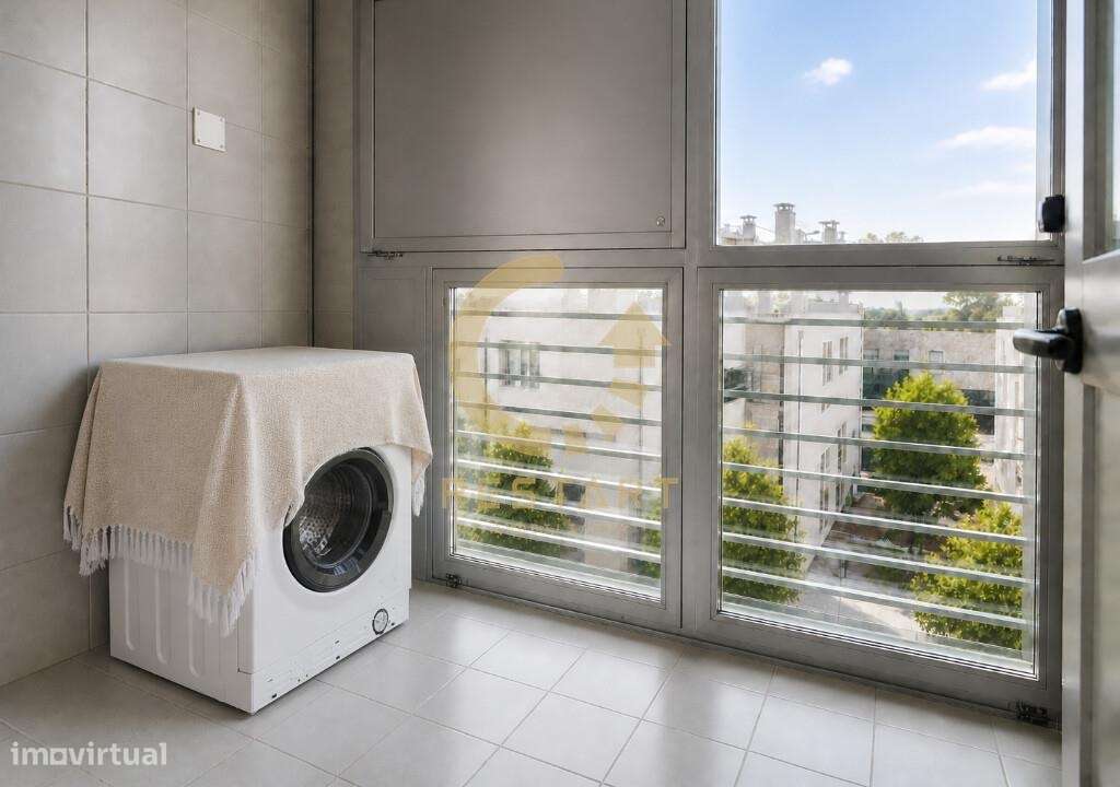 T2 Mobilado em Condomínio Fechado com Piscina | Vila Nova da Telha – M-14
