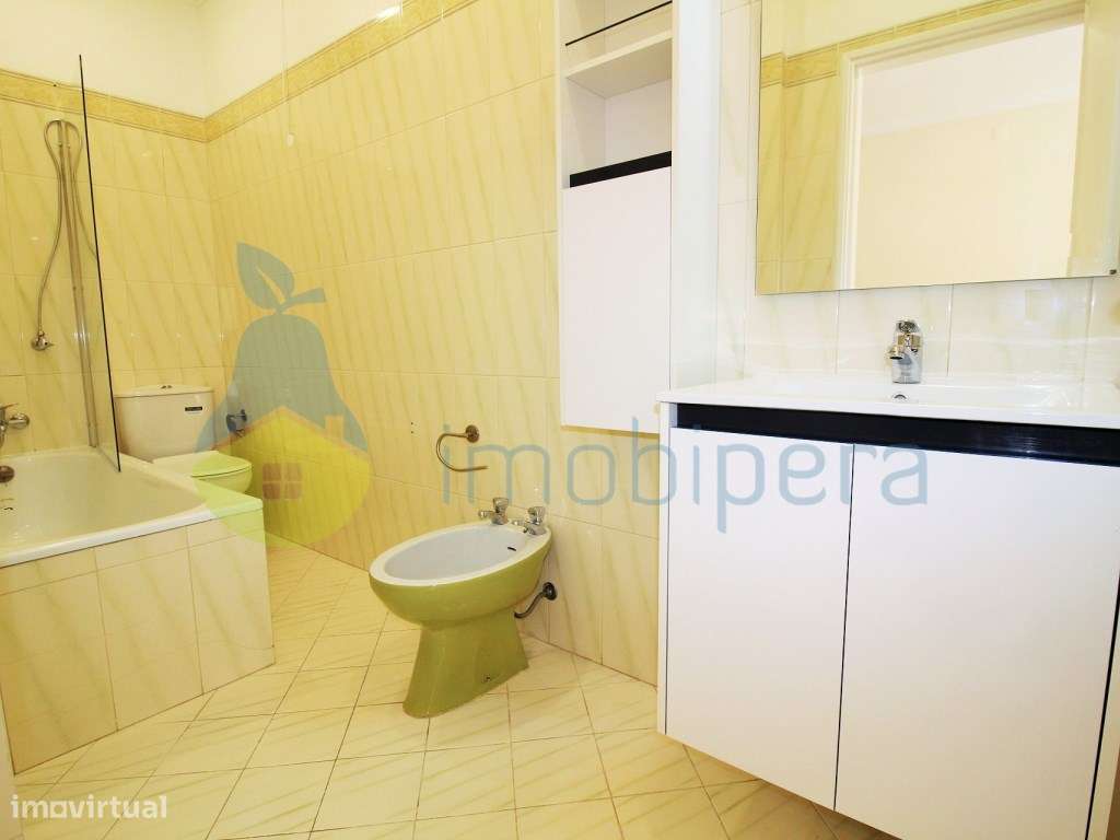 T1 Renovado a 90 metros da praia dos pescadores em Armação de Pêra-9