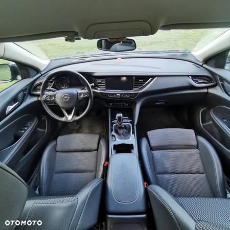 Opel Insignia - 10