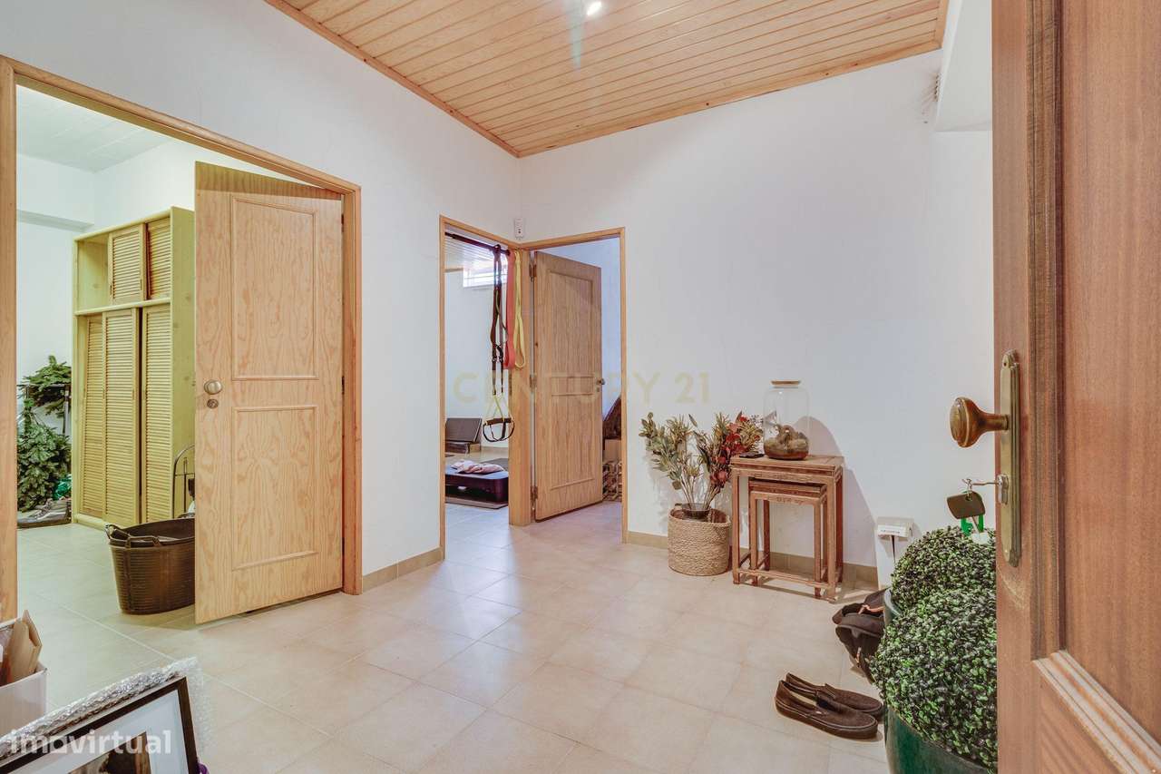 Elegância, Harmonia e Exclusividade — O Seu Refúgio de Luxo na Costa d-37