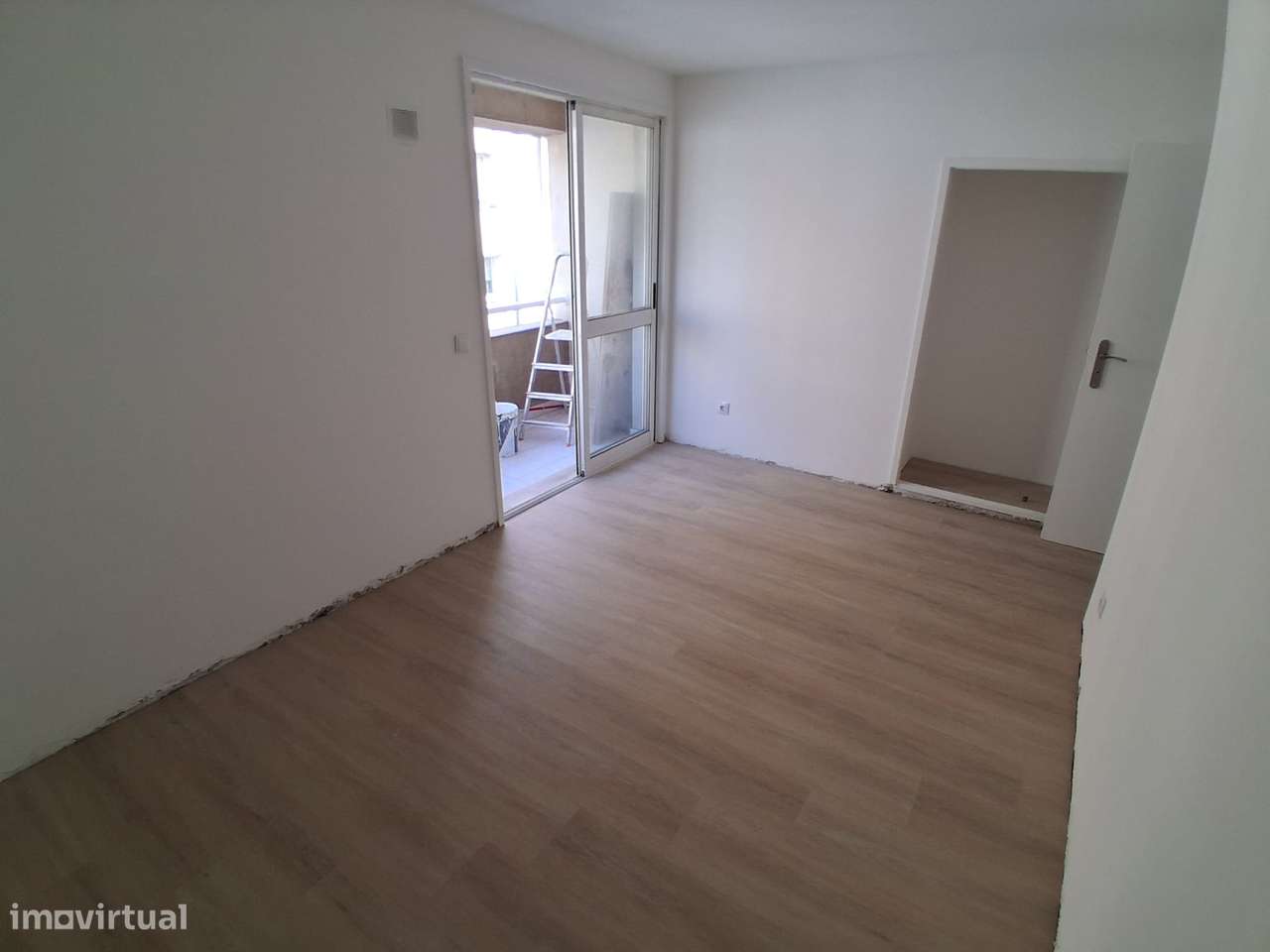 T3 Renovado - C/ Garagem - Baguim do Monte, Gondomar-13