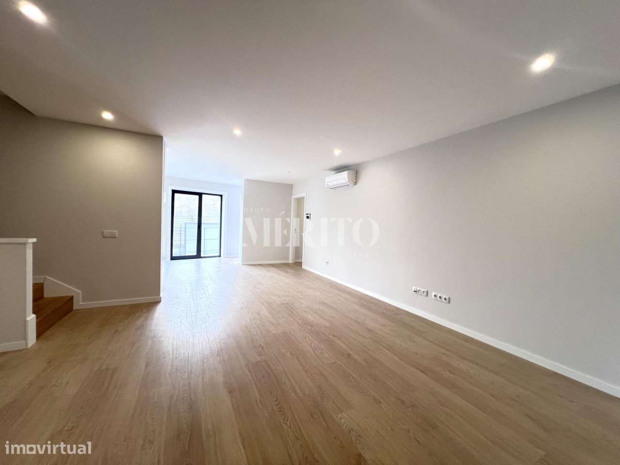 Apartamento T3 Duplex - Póvoa de Varzim - Grande imagem: 2/17
