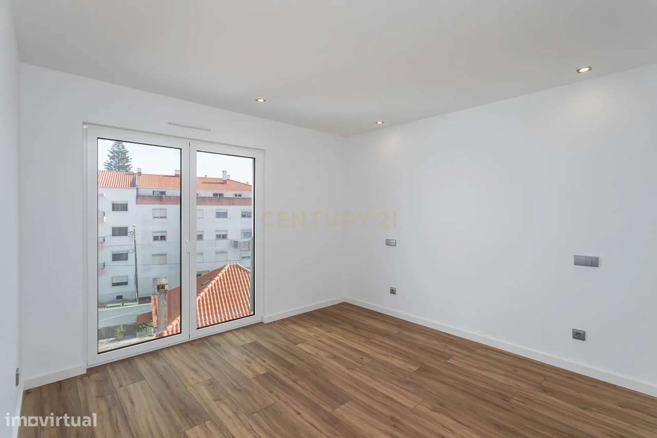 Sintra - Algueirão, apartamento T2 com garagem a estrear-5