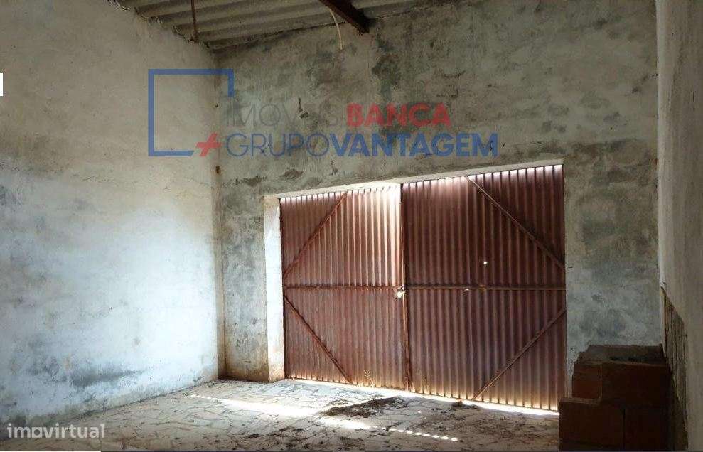 Armazém industrial em lote de terreno urbano com 6.939m², localizad... - Grande imagem: 4/5