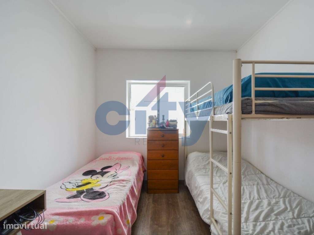 T1+1 Totalmente Remodelado com Varanda e Marquise | Pronto a Habita...-13