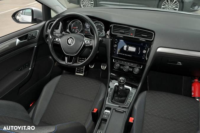 Volkswagen Golf 1.6 TDI Join - 8