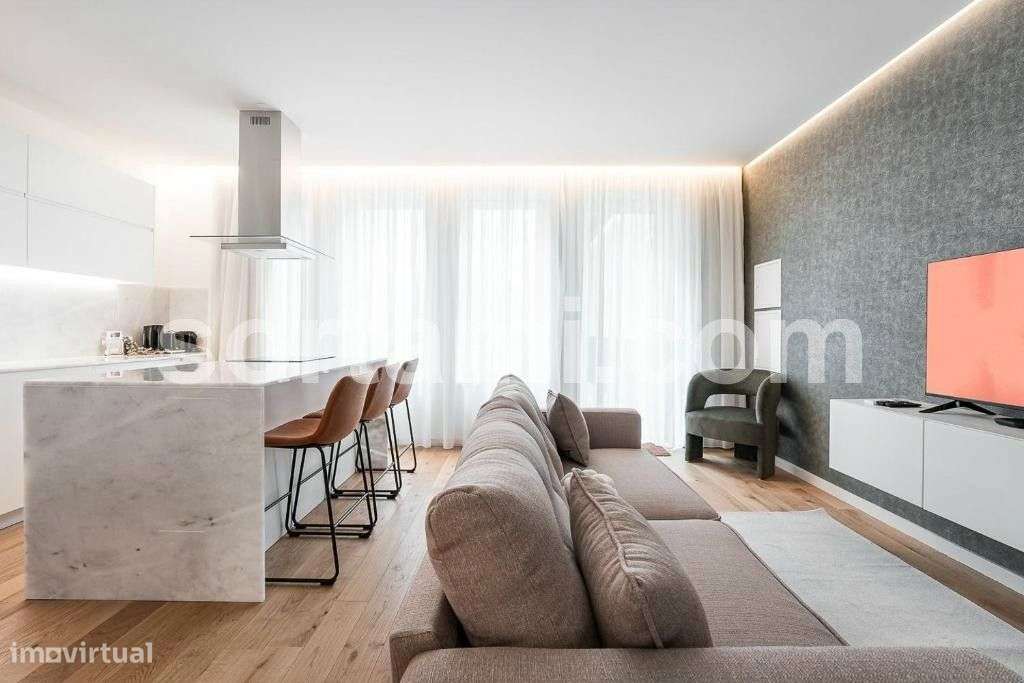 Apartamento T2 Venda em Cedofeita, Santo Ildefonso, Sé, Miragaia, São - Grande imagem: 2/19