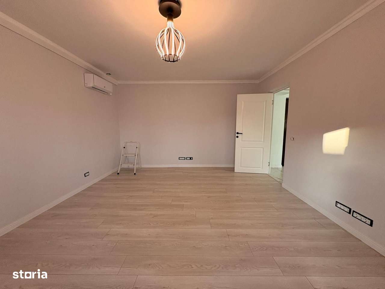 2 Camere Decomandat si Complet Renovat | 61 MP | Metrou Mihai Bravu-5