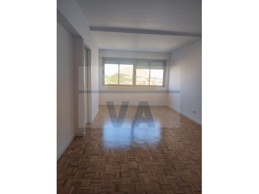 Apartamento T3 Totalmente Renovado co...