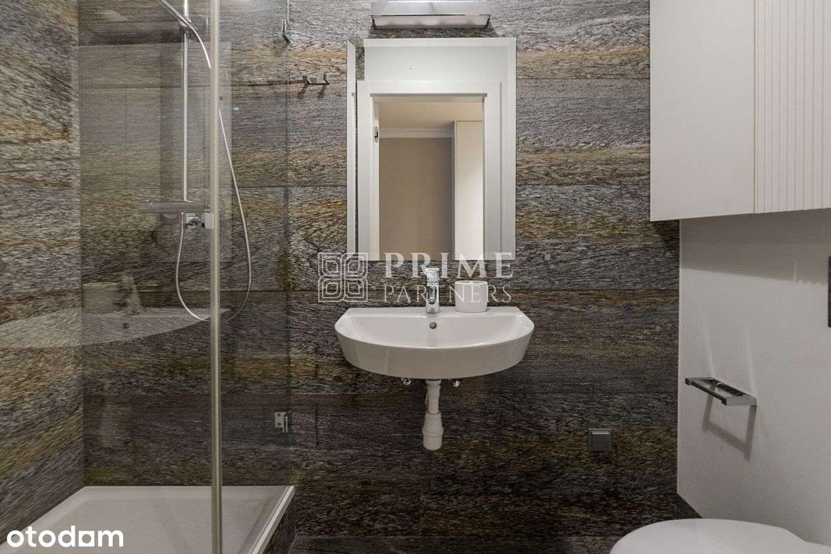 Kameralny apartamentowiec na Powiślu w otoczeniu parku i kamienic-10