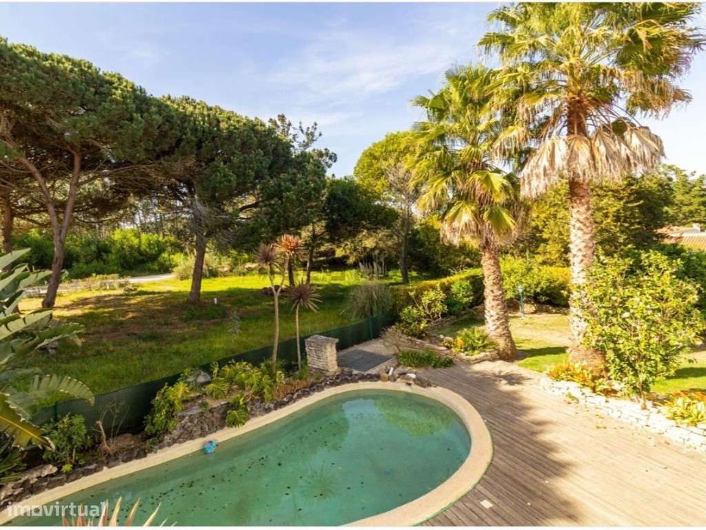 Moradia T4 com Piscina e Jardim nas margens da Lagoa-34