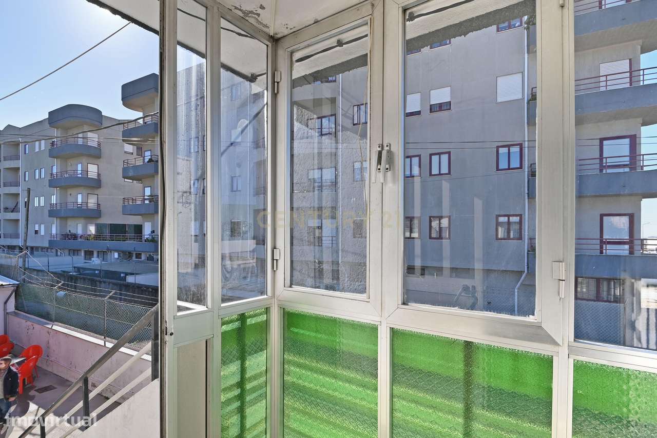 Moradia composta por Habitação, comercio e serviços-10