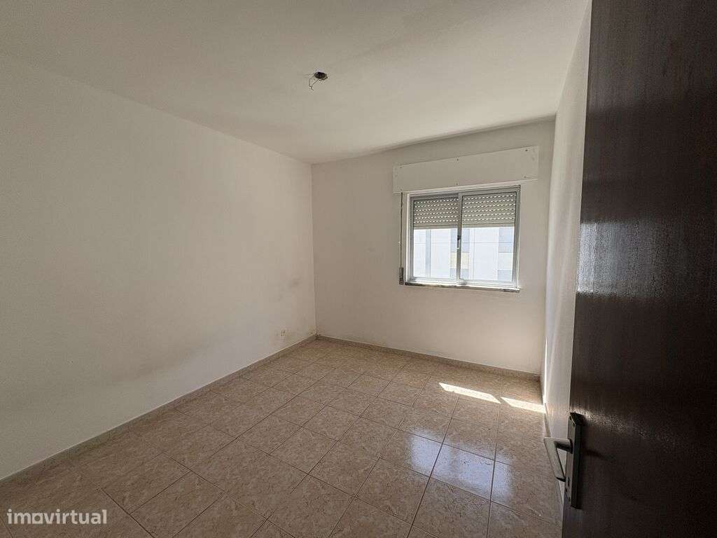 Apartamento T2 em Palmela-11