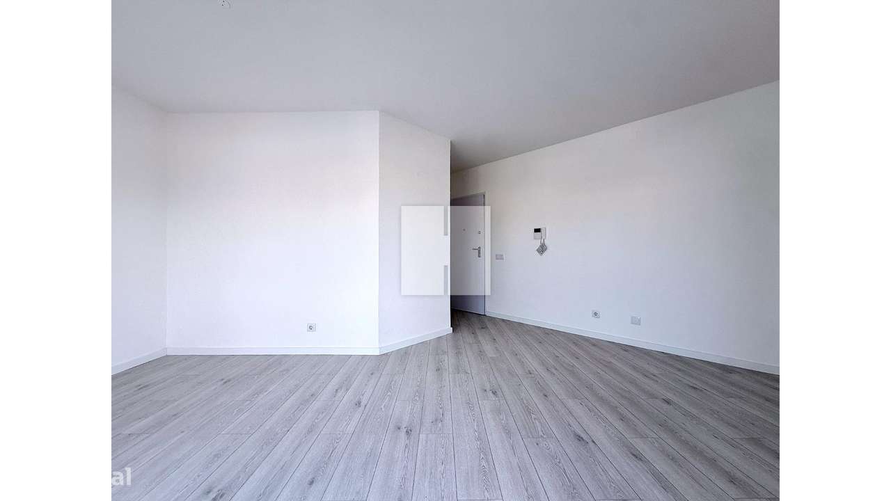 T0 NOVO c/ Terraço no Bairro Novo-15