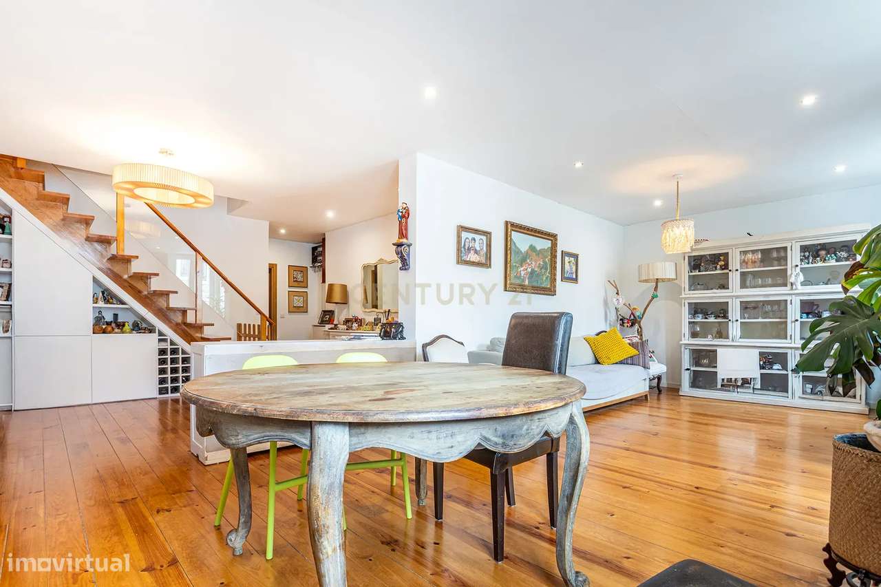 Apartamento T4 Duplex Renovado em Arroios, Lisboa - Grande imagem: 5/32