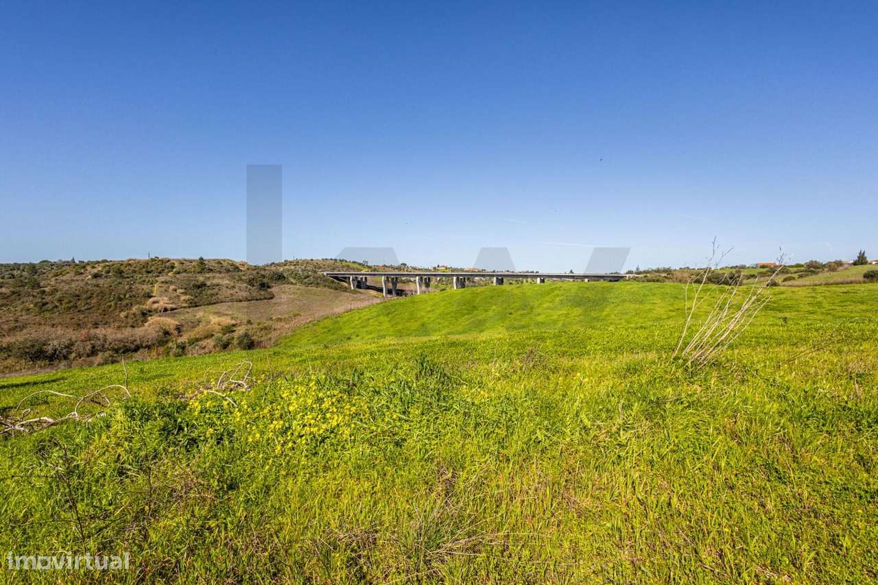 Quinta com 21 ha e várias construções perto de Santarém | Grande poten - Grande imagem: 3/60