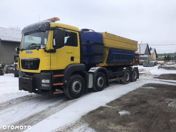 MAN TGS 32.360 8x4 piaskarka solarka schmidt euro5 pług - 2