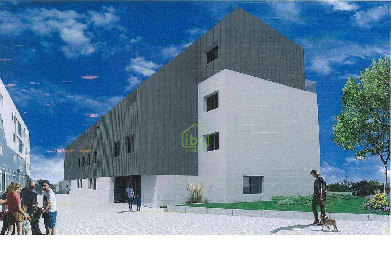 Lote 958 m2 | Centro Póvoa de Varzim | 14 Frações - Grande imagem: 4/31