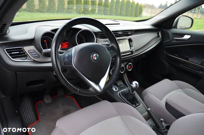 Alfa Romeo Giulietta 1.4 TB - 5