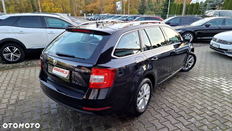 Skoda Octavia 1.6 TDI Premium Edition - 4