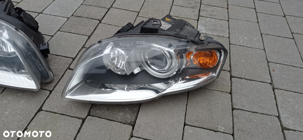 Audi A4 B7 lampa przednia  lewa Xenon - 2