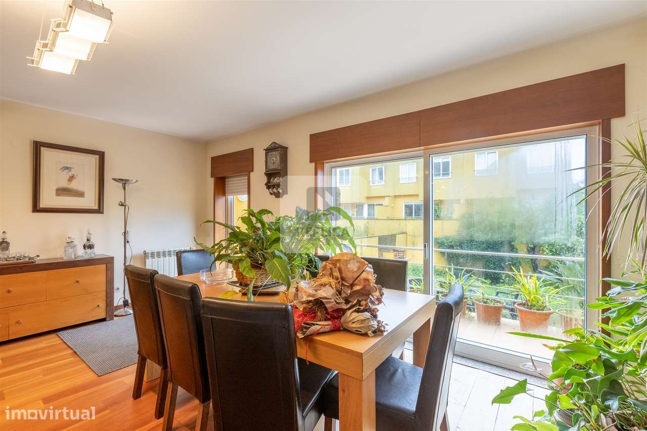 Moradia T5 com jardim e garagem | Senhora da Hora, Matosinhos-0