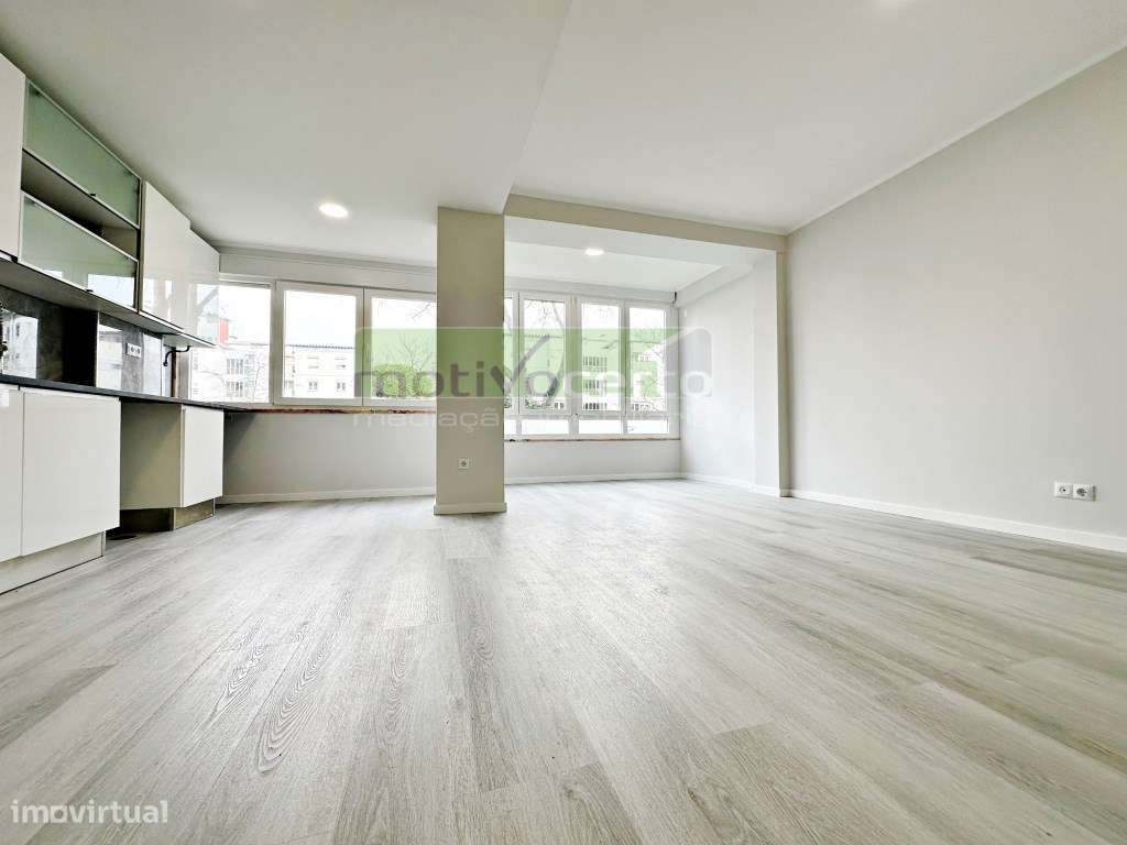 T2 Totalmente Remodelado com 2 WC na Figueirinha, Oeiras. Pronto Ha... - Grande imagem: 2/23