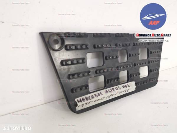 Grila suport picior Mercedes Actros W943 an 1995-2019 cod A9436660028 originala - 2