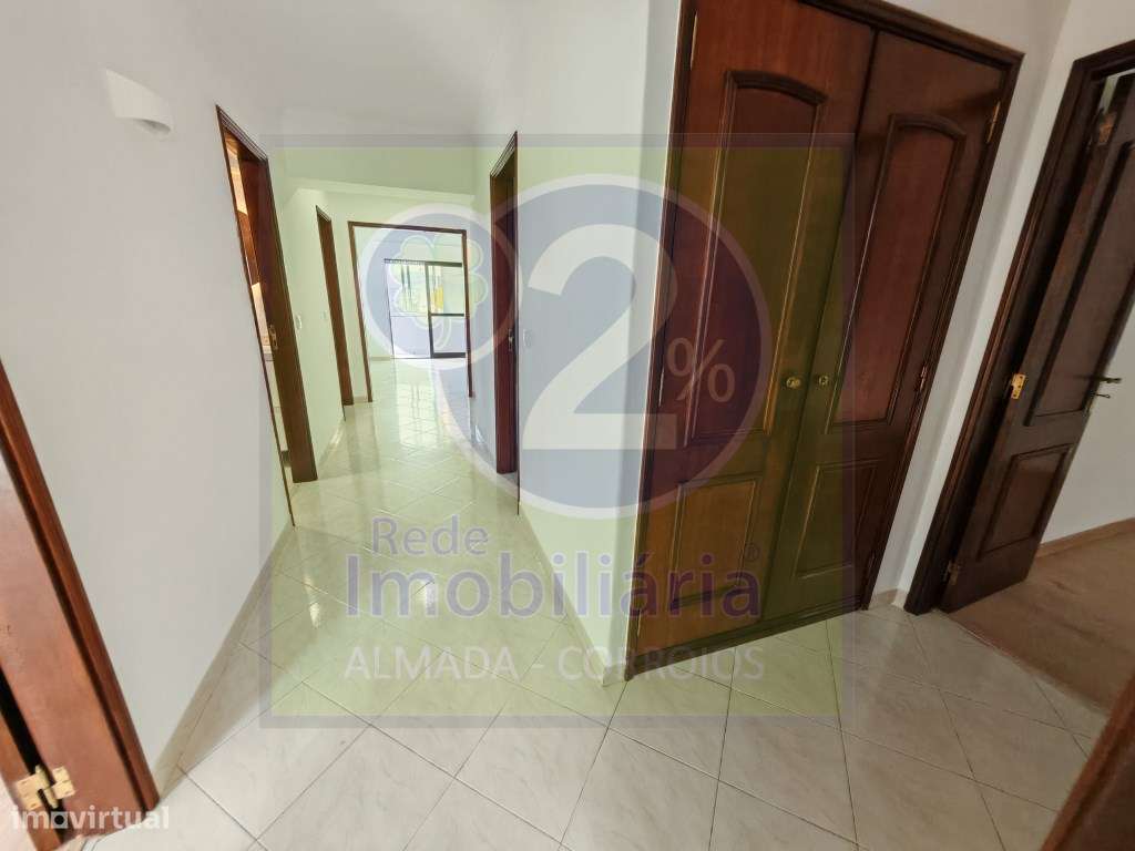 T3 Renovado em Almada, Pronto habitar-15