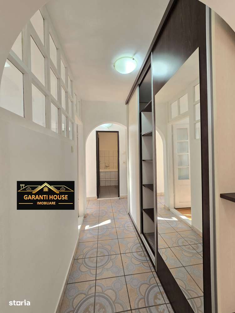 Ariesului, apartament 3 camere, decomandat, partial mobilat, 55 000€-2