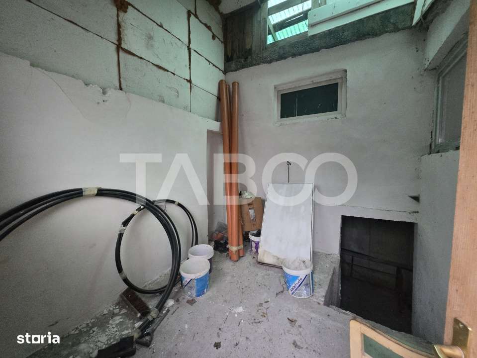 Casa individuala de vanzare 54 mpu curte 69 mp zona Central Sibiu-8