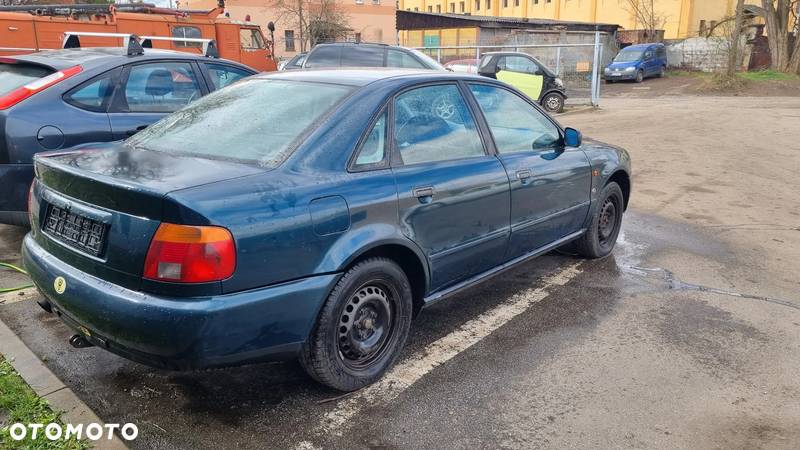 Klapa Bagażnika AUDI A4 B5 LZ6M - 5