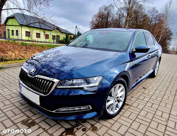 Skoda Superb 2.0 TDI Ambition DSG - 2