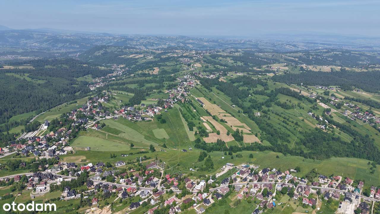 Karczma w Bukowinie Tatrzańskiej przy drodze z lokalami mieszkalnymi-12