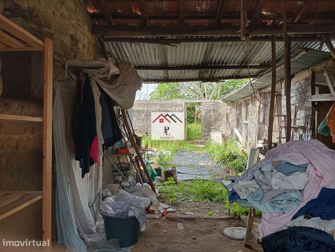 Moradia Térrea T1+1 para reconstrução no Meco em Montemor -o Velho-20