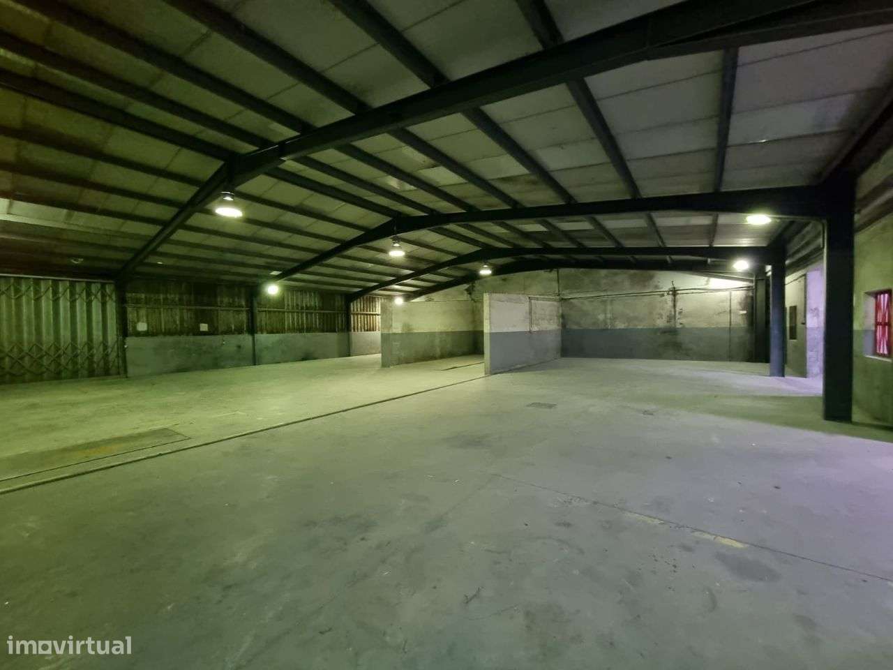 Armazém para arrendar em Barcelinhos - Grande imagem: 3/8