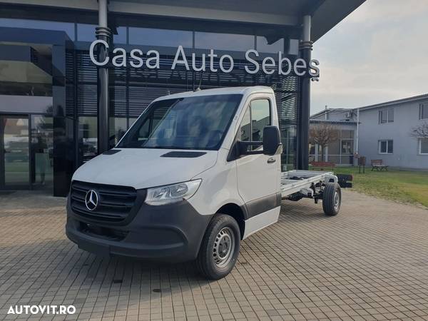 Mercedes-Benz Sprinter 317 - 1