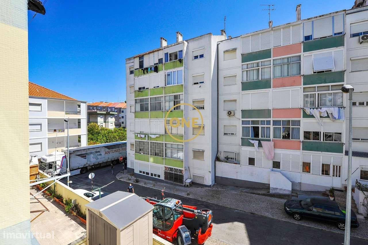 Apartamento T3 à venda na Cova da Piedade, Almada-24