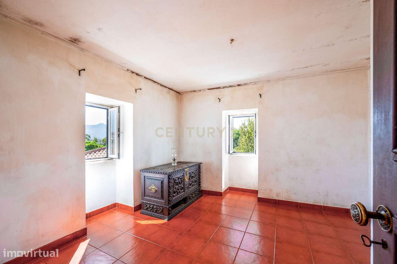 Casa rústica à venda em Sintra para quem procura tranquilidade-25