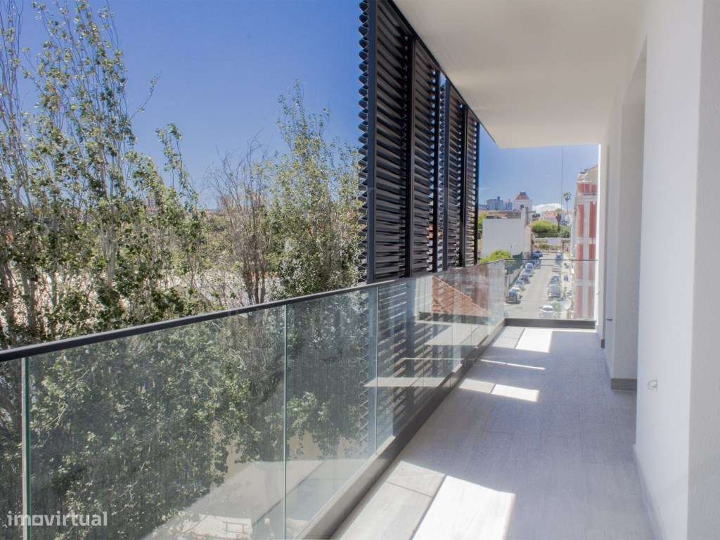 APARTAMENTO T4 DUPLEX COM VISTA RIO - Grande imagem: 4/26