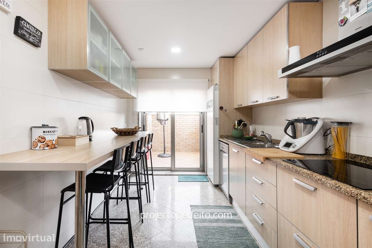 Moradia de tipologia T4+1 para venda em Perosinho, Vila Nova de Gaia-10