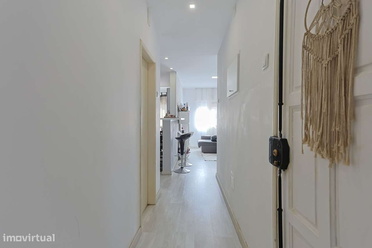 Apartamento T1 Remodelado-11