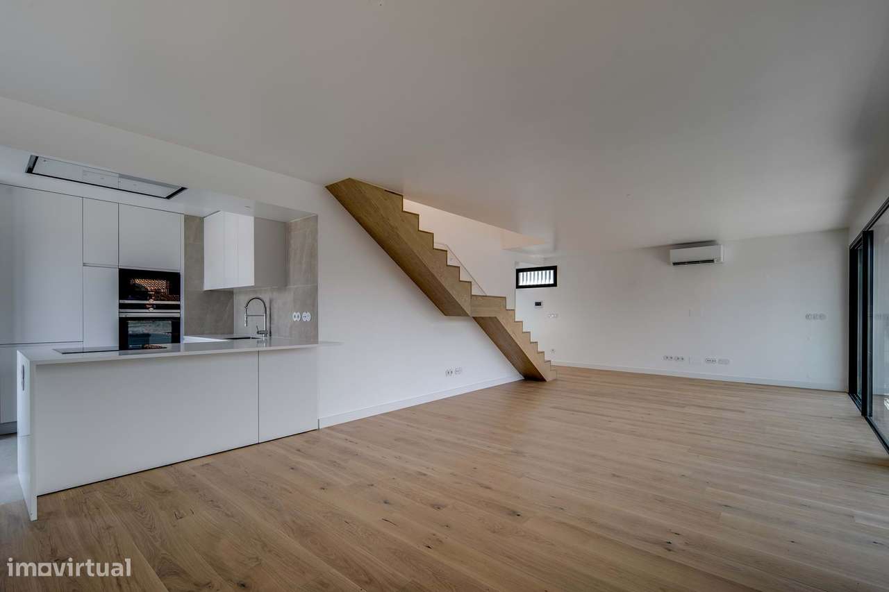 Penthouse duplex com terraço e vista mar, Monte do Estoril, Cascais - Grande imagem: 4/52