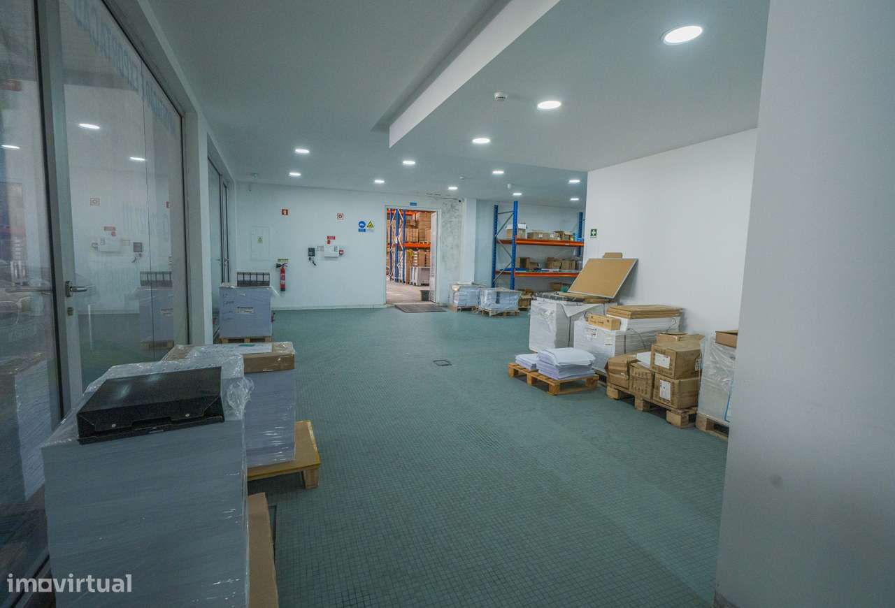 Armazém Industrial em Escariz, Arouca-17