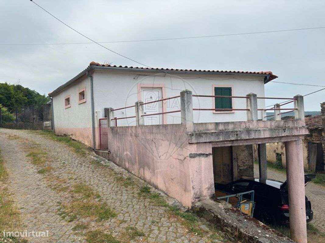 Moradia T4 para venda - Grande imagem: 1/20